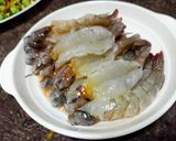 รูปขั้นตอนการทำที่ 1 ของ กุ้งผัดพริกหน่อไม้