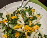 Foto del passaggio 7 della ricetta Insalata di cachi, rucola e finocchi