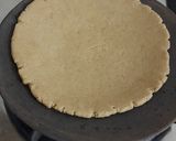 મલ્ટી ગ્રેઈન ભાખરી પિઝા (multi grain bhakhri pizza recipe in Gujarati) રેસીપી સ્ટેપ2ફોટો
