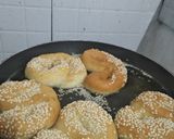 Foto langkah ke 8 dari resep Donat Wijen with Love.