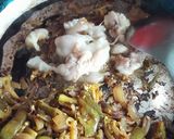 A picture of step 2 of Onion Eggplant fry with Fish oil.