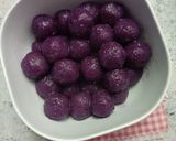 Foto langkah ke 3 dari resep Ube Tang yuan Kuah Susu.