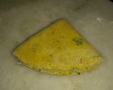 A picture of step 3 of Moong Dal Triangle Paratha.