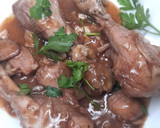 Foto del paso 7 de la receta: Muslos de pollo al ajillo