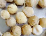 A picture of step 1 of Baby potatoes.