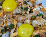 Foto langkah ke 2 dari resep Pepes Ayam, Jamur dan Bakso.
