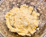 Foto del paso 3 de la receta: Pastel salado de patata, butifarra y mozzarella