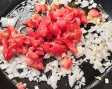 Foto del paso 1 de la receta: Entomatadas de atún guisado