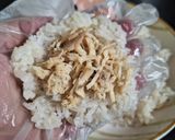 Foto langkah ke 4 dari resep Lemper Isi Ayam Suwir.