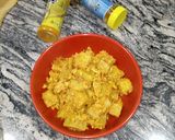 A picture of step 4 of Scrambled eggs and yam.
