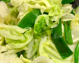 炒高麗菜 / 簡單家常菜的食譜步驟3照片