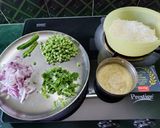A picture of step 1 of Peas Pulao.