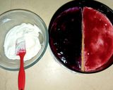 A picture of step 10 of Double berry cheesecake (raspberry+blueberry).