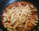 Foto del paso 7 de la receta: Espirales con gambas al curry y salsa de mandarina