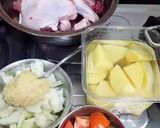 Foto langkah ke 2 dari resep Ayam Kecap Roux (852).