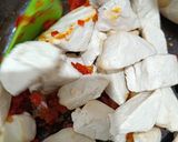 Foto langkah ke 5 dari resep Oseng Tahu Pedas.