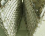 Foto langkah ke 4 dari resep Green tea millie crepes.
