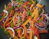 Foto del paso 1 de la receta: Salteado de verduras y merluza