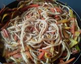 Foto del paso 6 de la receta: Yaki-espaguetti a mi estilo con salsa yakisoba casera...🤔