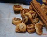 A picture of step 9 of Tiny Cinnamon Rolls شیرینی رول دارچینی.