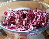 Une image de l'étape 1 de Chou rouge aux lardons pommes et curry au Cook Expert et sa cocotte..