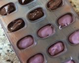 Foto del paso 8 de la receta: Bombones de chocolate rellenos de vino