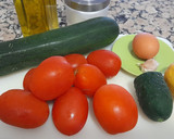 Foto del paso 1 de la receta: Sopa fría de salmorejo sin pan