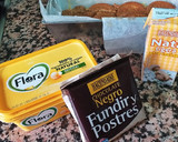 Foto del paso 2 de la receta: Tarta de flan con galletas y chocolate