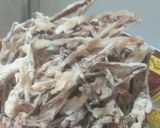 صورة لخطوة 1 من وصفة بربوشه بالخليع أو القديد