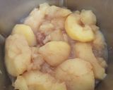 Foto del paso 2 de la receta: Compota de manzanas, peras con edulcorante y canela, en Thermomix