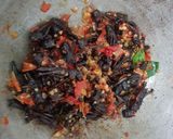 Foto langkah ke 2 dari resep Sambel sadis belalang.