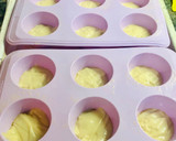 Foto del paso 4 de la receta: Muffins rellenos de dulce de leche y chips de chocolate