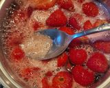عکس مرحله 6 از دستور مربای توت فرنگی خوشرنگ 🍓