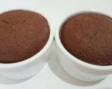Foto langkah ke 10 dari resep Molten Lava Cake.