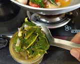 A picture of step 5 of Lasooni Palak Paneer With Garlic Naan.