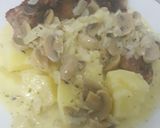 Foto del paso 10 de la receta: Pechito de cerdo a la crema de champiñón con papas