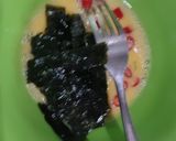 Foto langkah ke 2 dari resep Telur dadar keriting Nori cabai lada hitam.
