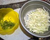 Foto langkah ke 2 dari resep Nasi goreng sayur kencur simple dan enak.