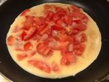 Tomatoes Fried with Egg and Cheese Noodles