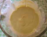 Foto langkah ke 3 dari resep Avocado Ice Cream With Almond And Choco Chip.