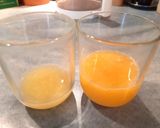 Une image de l'étape 1 de Carpaccio de fraises au sirop d'orange.