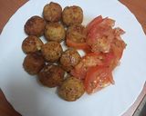 Foto del paso 5 de la receta: Buñuelos de garbanzos, salchicha y brotes de soja