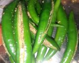 मिर्ची का भजिया (mirchi ka bhajiya recipe in Hindi) रेसिपी चरण 1 फोटो