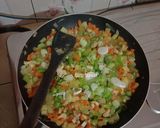 Foto langkah ke 3 dari resep Spiral curry puff.