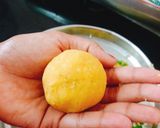 A picture of step 4 of Corn cheese stuffed flattened rice balls.