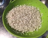 Une image de l'étape 1 de Dôme de riz basmati aux épices indiennes et coriandre hachée.