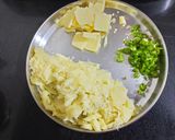 A picture of step 1 of Cheese-Potato stuffed Sandwich.