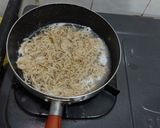 Foto langkah ke 2 dari resep Anabolic Bakwan Mie|High protein, low calorie.