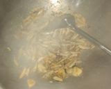 Foto langkah ke 6 dari resep Oseng Teri Lombok Hijau.