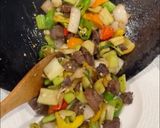 A picture of step 5 of Quick Stir-Fried Veggies with Leftover Steak.